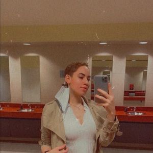 Meet your Posher, Maggie